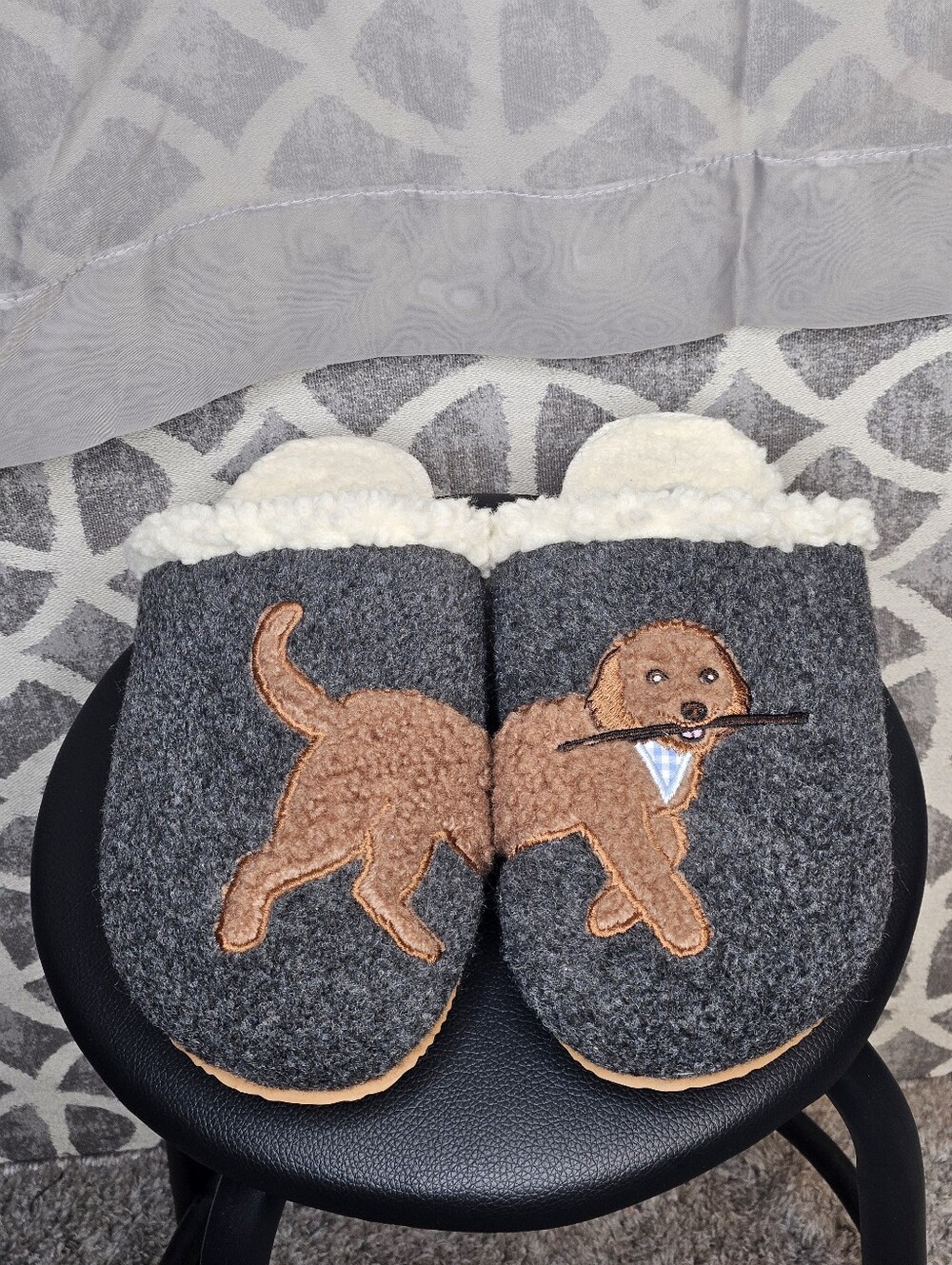 Lands End Goldendoodle Dog Applique Sherpa  Indoor Outdooor Gray Clog Slippers